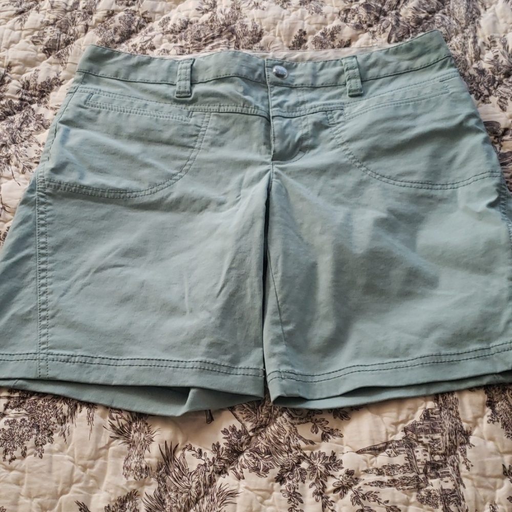 Athleta Dipper Shorts
